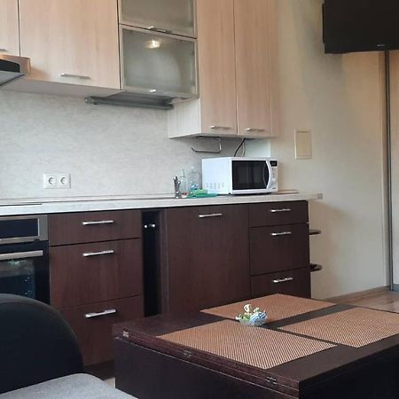 شقة Jaukus Apartamentai Šiauliai المظهر الخارجي الصورة