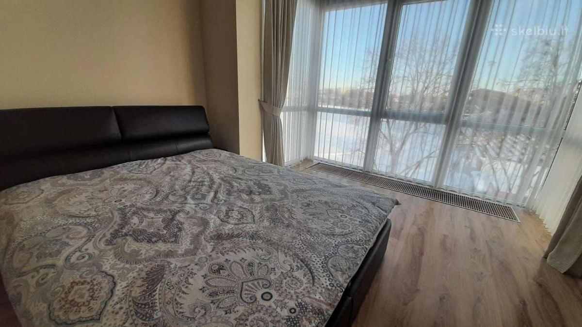 شقة Jaukus Apartamentai Šiauliai المظهر الخارجي الصورة