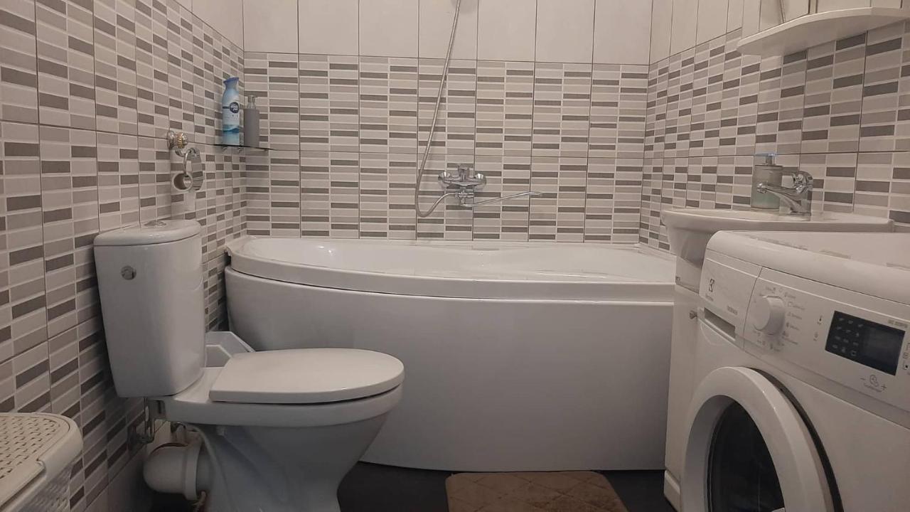شقة Jaukus Apartamentai Šiauliai المظهر الخارجي الصورة